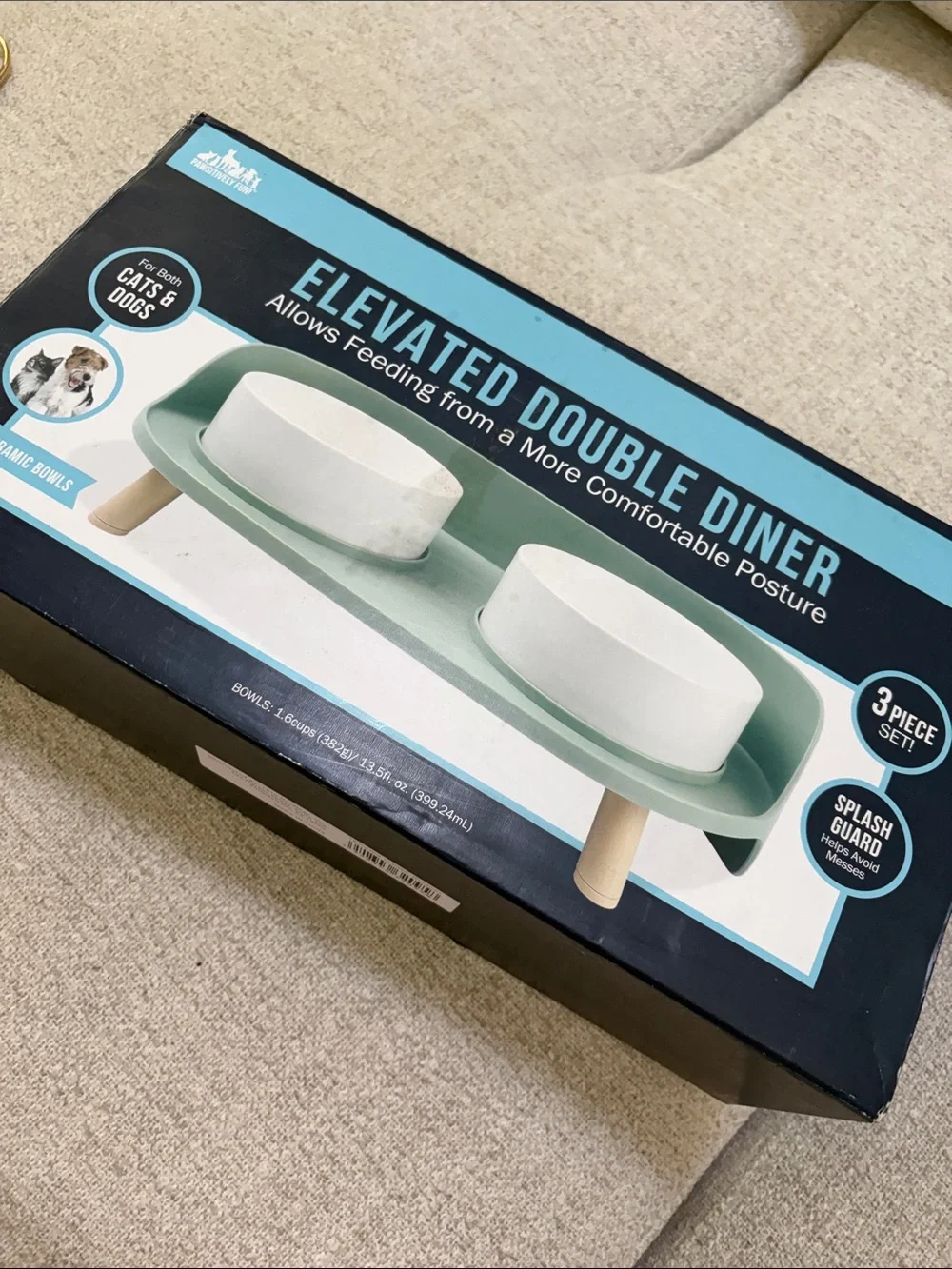 Elevated Double Diner Pet Feeding Set - Sage Green